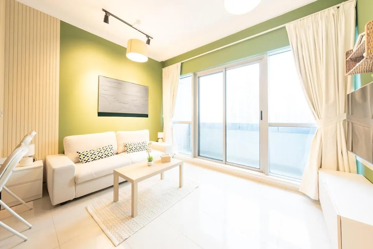 Charming Stay By Dubai Marina Apartment